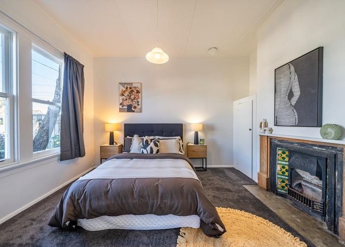  at 35 Riddlers Crescent, Petone, Lower Hutt, Wellington
