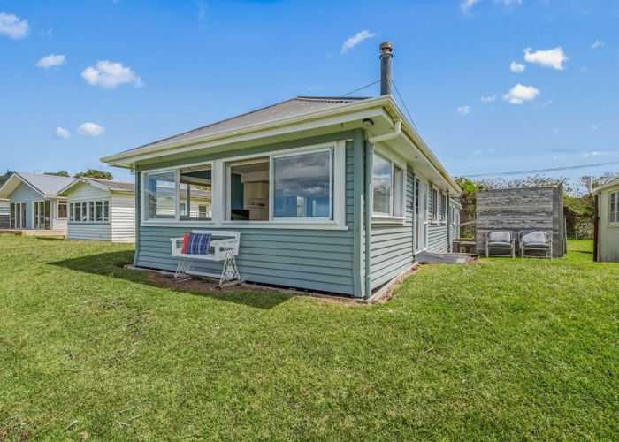 For sale 37B Te Kapua Street, Oakura Coast, Whangarei, Northland