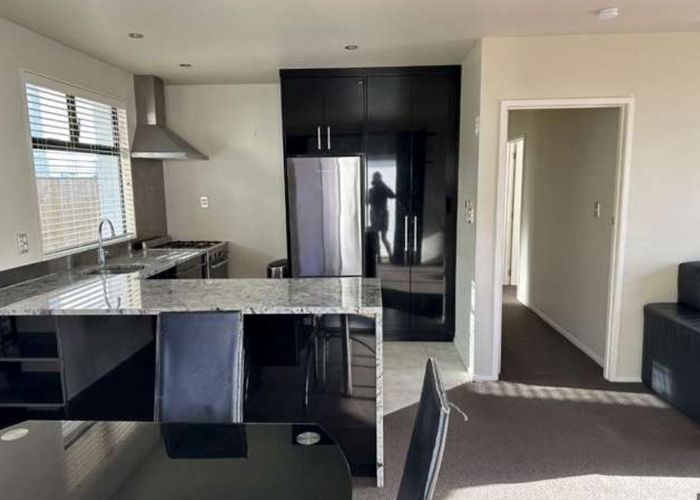  at 2B Beatrice Avenue (flat), Hillcrest, North Shore City, Auckland