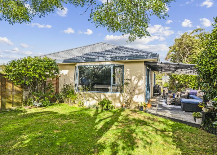  at 8 Leigh Place, Paraparaumu Beach, Kapiti Coast, Wellington