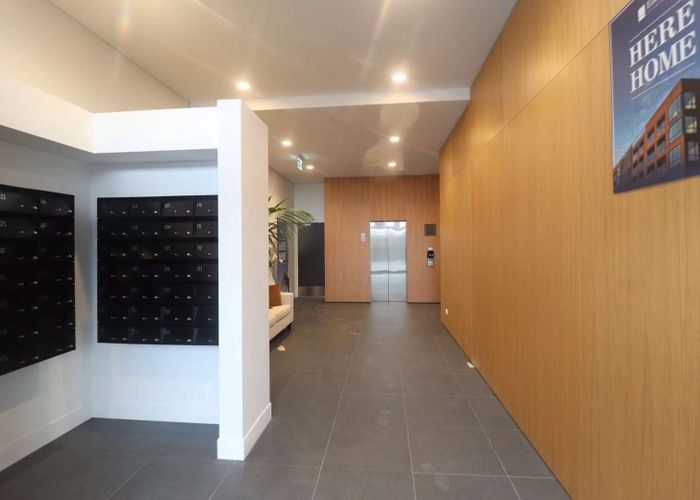  at 428 Dominion Road, Mount Eden, Auckland City, Auckland