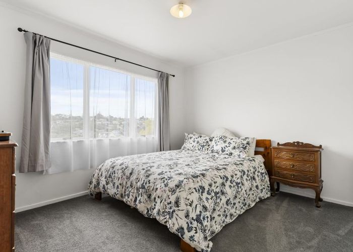  at 16 Carillon Place, Massey, Waitakere