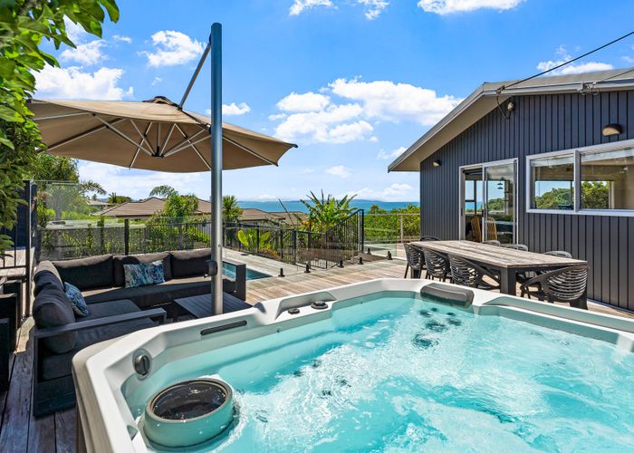  at 300 Whangaparaoa Road, Red Beach, Rodney, Auckland