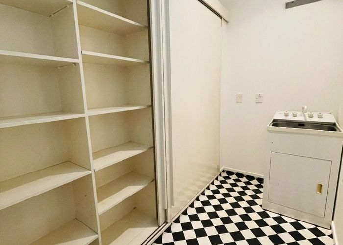  at 2/568 Colombo Street, City Centre, Christchurch City, Canterbury