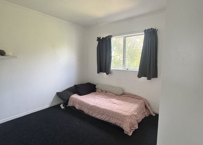  at Chippendale Crescent, Birkdale, North Shore City, Auckland