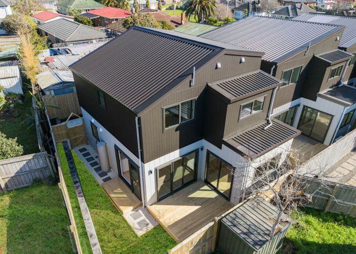  at 5 / 8 Clutha Crescent, Clover Park, Manukau City, Auckland