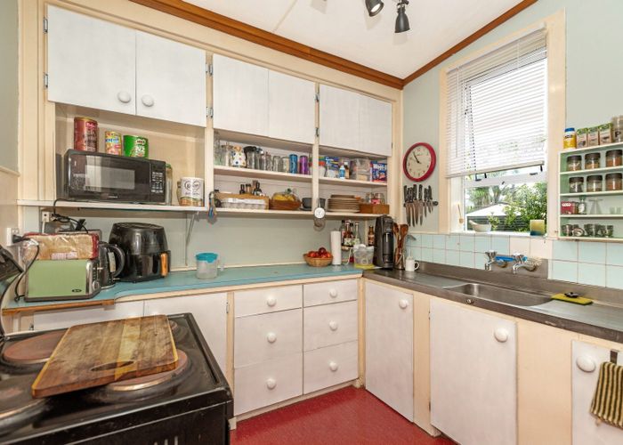  at 35 de Lautour Road, Inner Kaiti, Gisborne, Gisborne