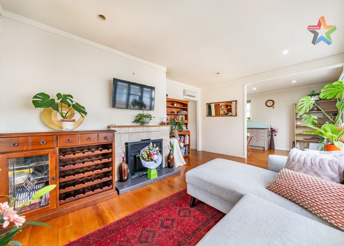  at 176 Naenae Road, Naenae, Lower Hutt