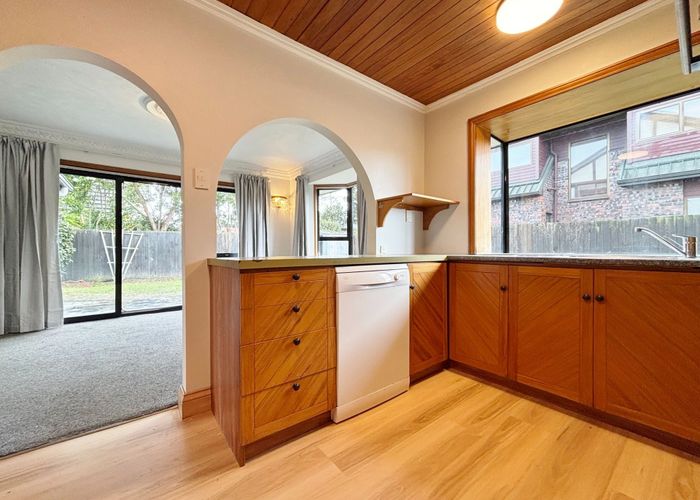  at 86 Memorial Av, Ilam, Christchurch City, Canterbury
