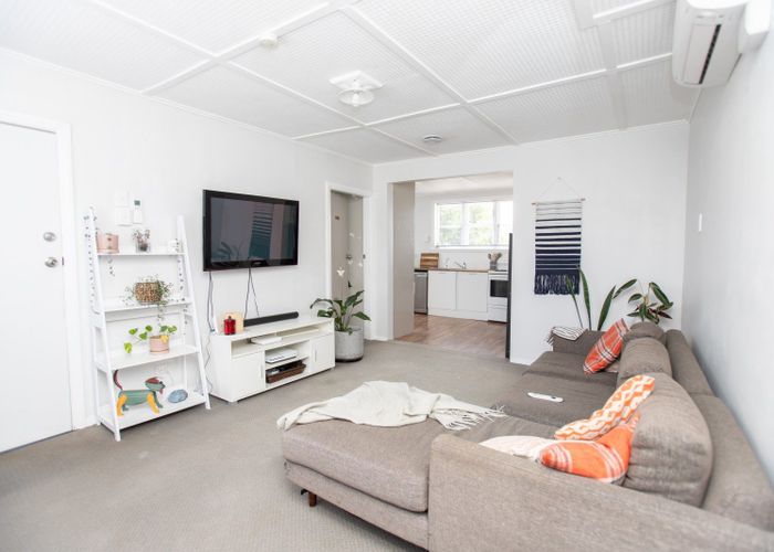  at 6 Stanley Street, Kerepehi, Paeroa