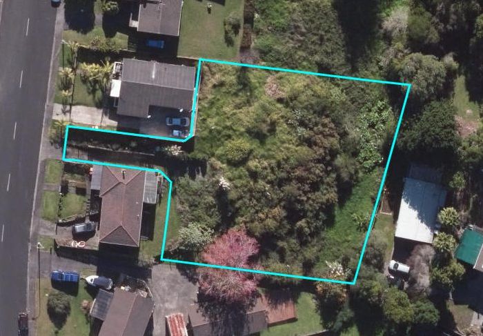  at 11A Cedar Heights Avenue,, Massey, Waitakere City, Auckland