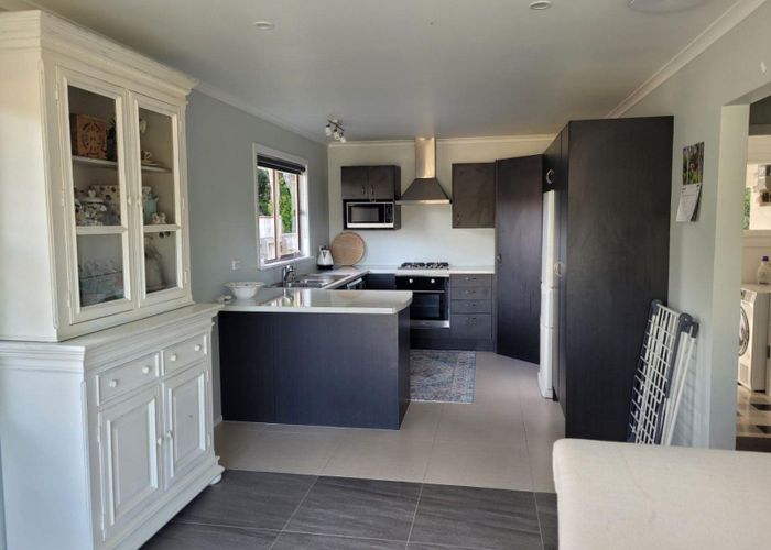  at 394 Mangorei Road, Merrilands, New Plymouth