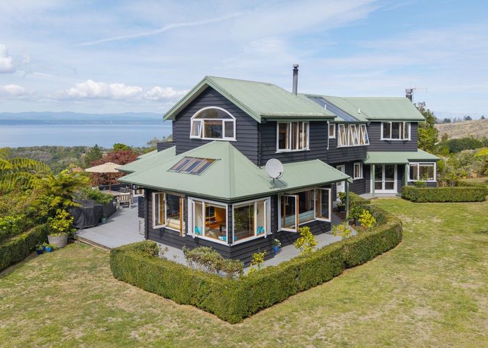  at 21 Brunette Drive, Acacia Bay, Taupo, Waikato