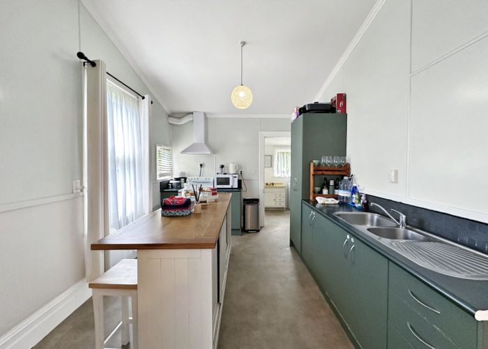  at 11 Kelvin Street, Aramoho, Whanganui, Manawatu / Whanganui