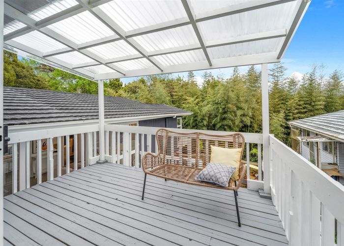  at 18 Archers Road, Glenfield, North Shore City, Auckland