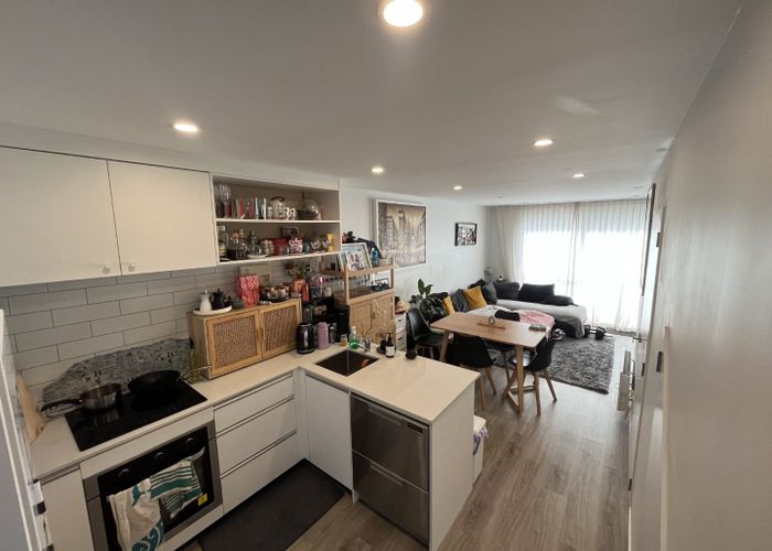  at 52 Ivy Nola Way, Henderson, Waitakere City, Auckland