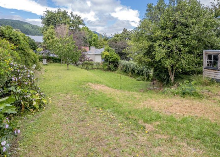  at 34 Moana Road, Paraparaumu