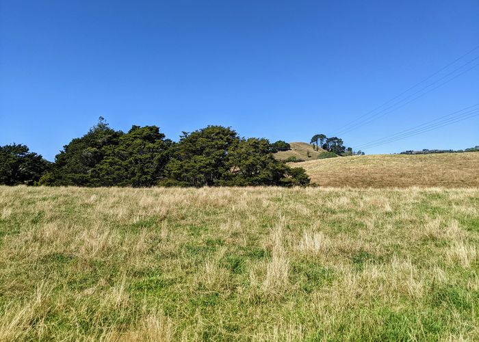  at 660 West Coast road, Makarau, Auckland