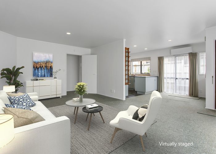  at 5/56 Larnoch Road, Henderson, Auckland