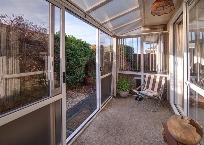  at 2/165 Clarence Street, Riccarton, Christchurch