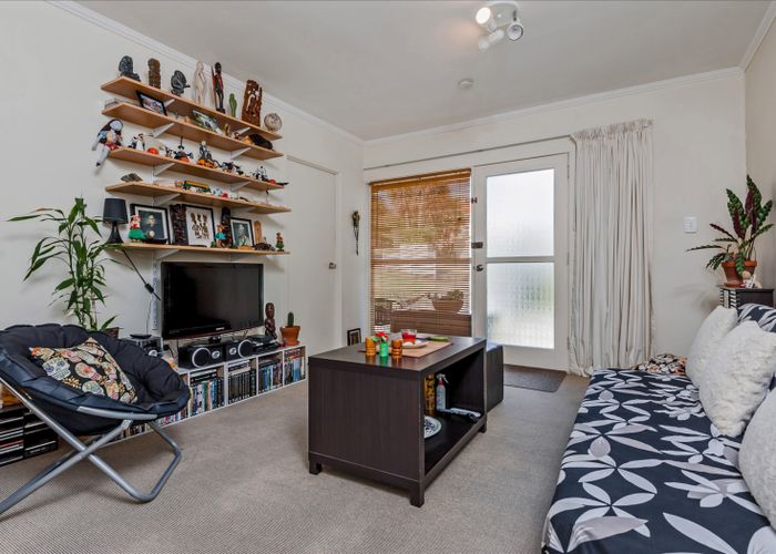  at 8/111 Patteson Avenue, Mission Bay, Auckland
