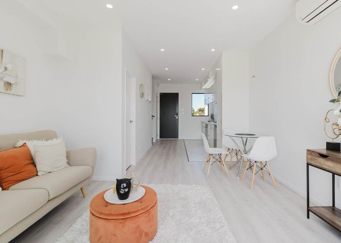  at 4/17 Barneys Farm Road, Clendon Park, Manukau City, Auckland