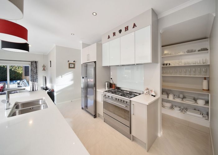  at 20 Castellina Drive, Karaka, Papakura
