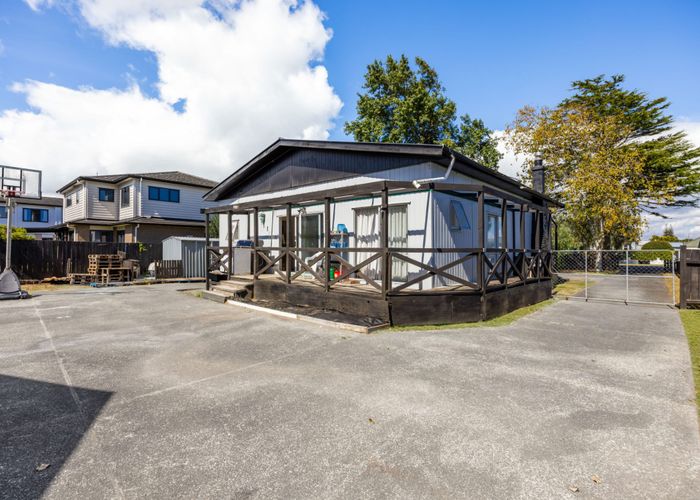  at 63 Jellicoe Road, Manurewa, Auckland