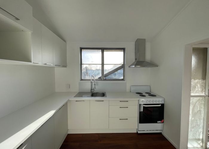  at 9 Hardie Street, Mangere East, Manukau City, Auckland