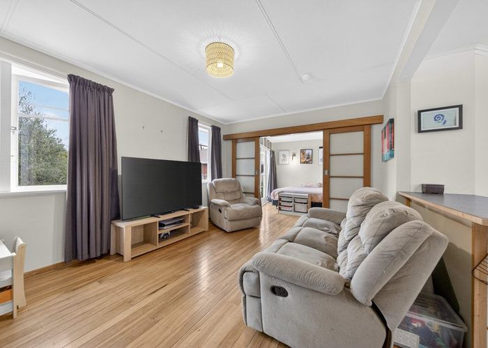  at 8 Oxford Street, Masterton, Masterton, Wellington