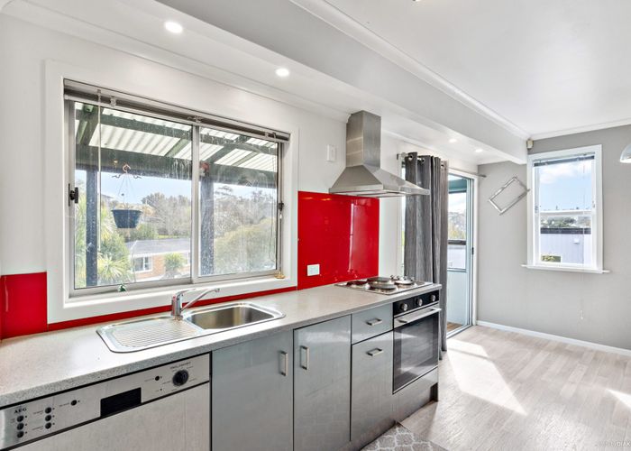  at 14 Ludlow Terrace, Totara Vale, North Shore City, Auckland