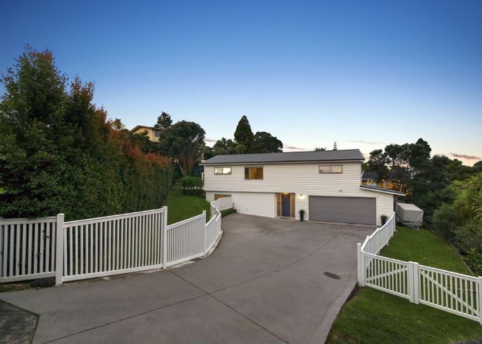  at 20 Asbury Crescent, Campbells Bay, Auckland