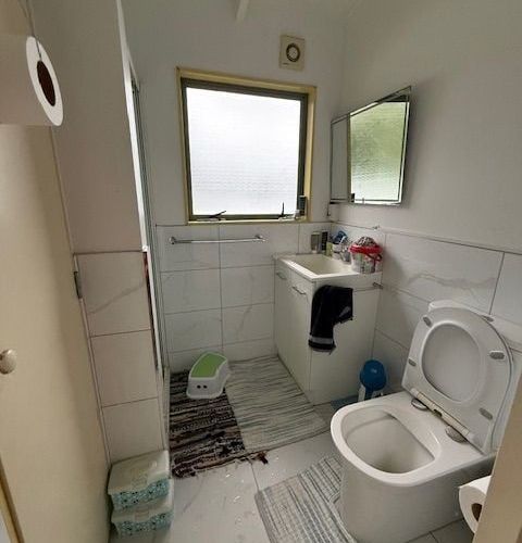  at 16B Totaravale Drive, Totara Vale, North Shore City, Auckland