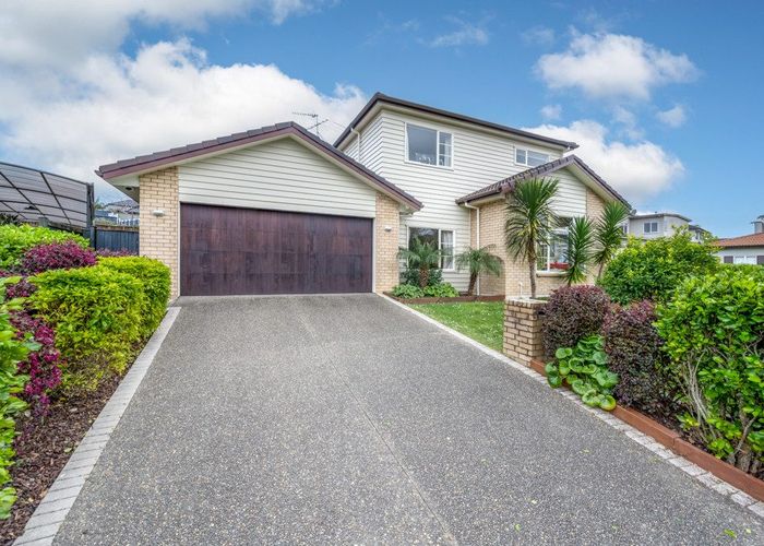  at 8 Mission Heights Drive, Flat Bush, Manukau City, Auckland