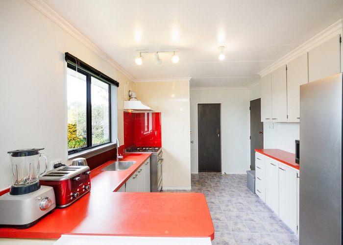  at 2 Kaimanawa Street, Kelvin Grove, Palmerston North