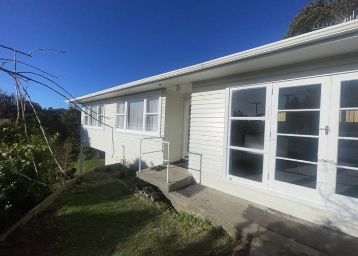  at 11 Innes Way, Newlands, Wellington, Wellington