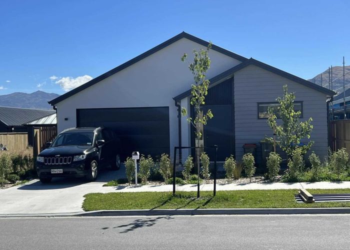  at 32 Cheviot Street, Jacks Point, Queenstown-Lakes, Otago