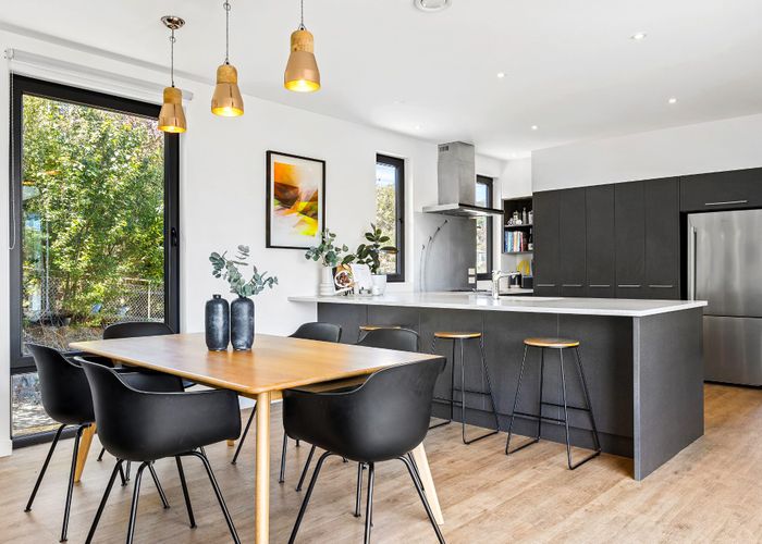  at 20 Whaka Terrace, Huntsbury, Christchurch