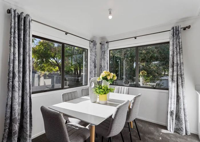  at 2/128A Bruce McLaren Road, Henderson, Waitakere City, Auckland