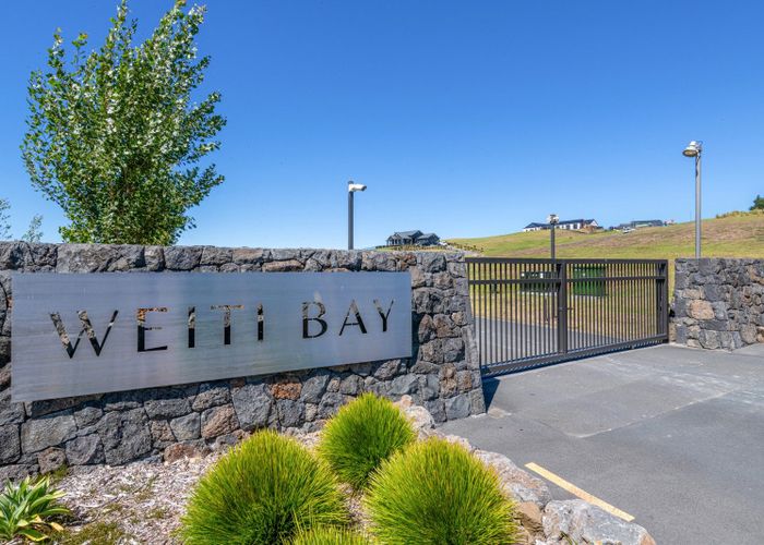  at 31 Hurihuri Road, Weiti Bay, Okura, North Shore City, Auckland