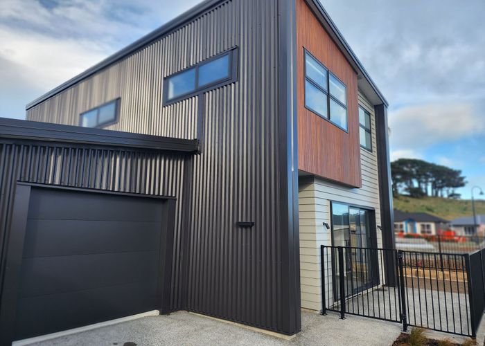  at 4A Kaiaho Close, Aotea, Porirua