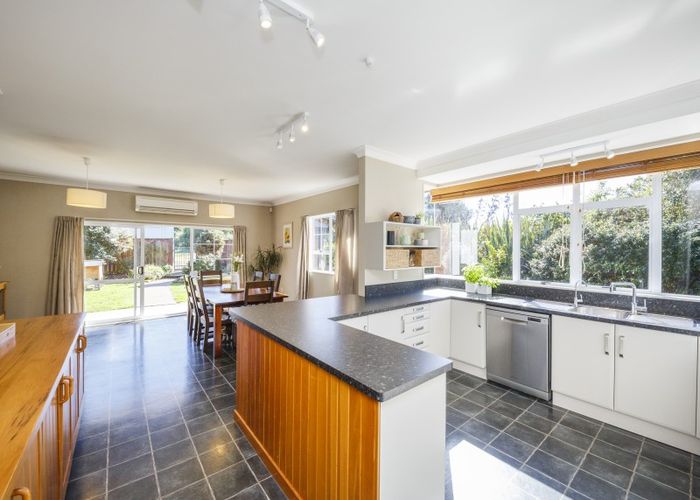  at 28 Hillcrest Road, Palmerston North