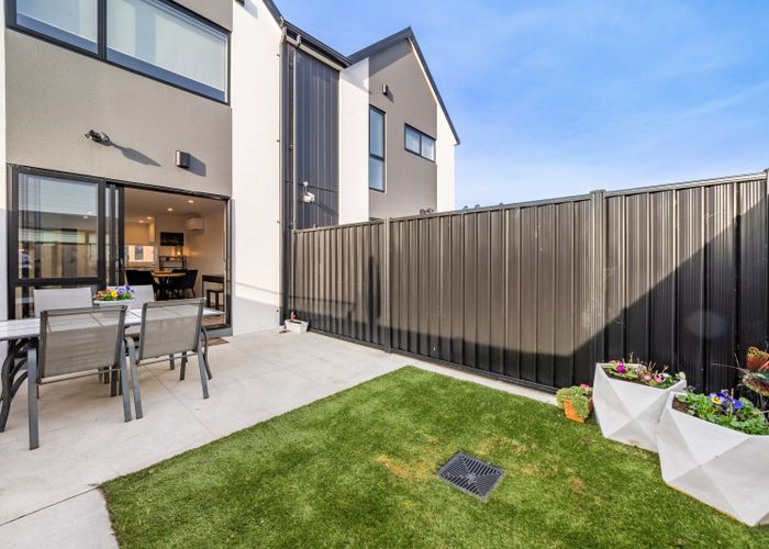  at 4 Humphrey Rainey Lane, Wallaceville, Upper Hutt, Wellington