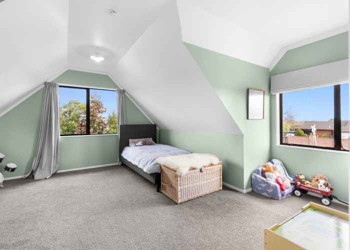  at 34 Roberts Line, Kelvin Grove, Palmerston North, Manawatu / Whanganui