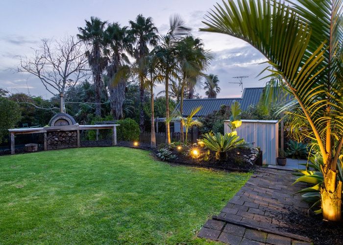  at 29 Cliff Road, Torbay, Auckland