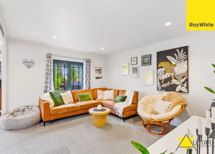  at 122 Hutchinson Avenue, New Lynn, Waitakere City, Auckland