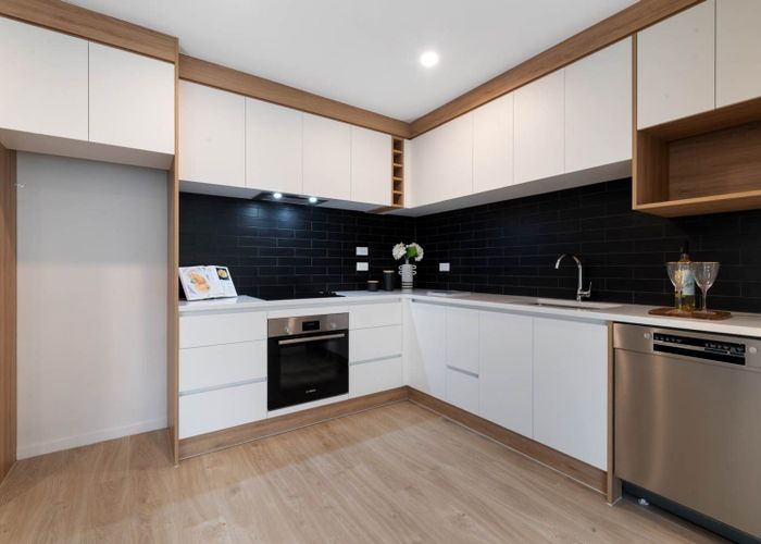  at 18F Pirangi Street, Point England, Auckland City, Auckland