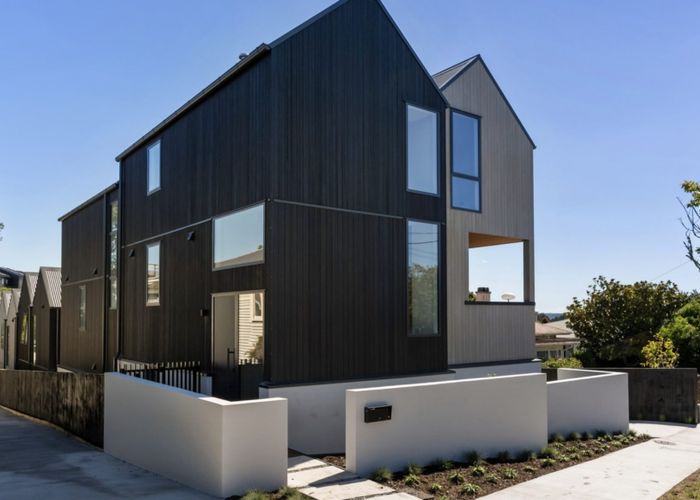  at 4E Thomas Avenue, Mount Albert, Auckland