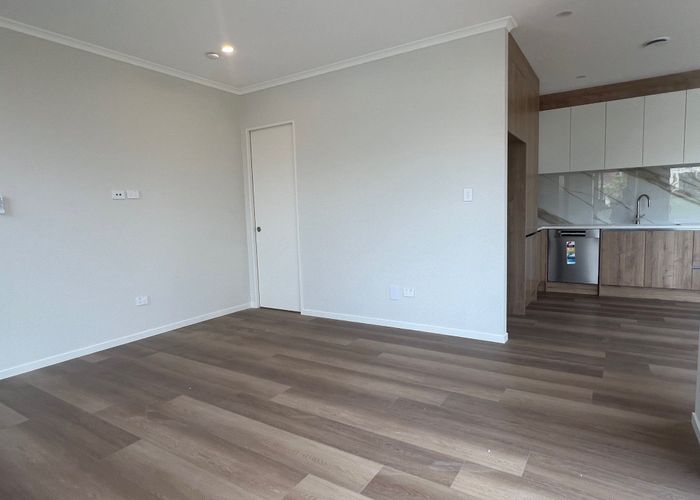  at 109A Prince Regent Drive, Half Moon Bay, Manukau City, Auckland