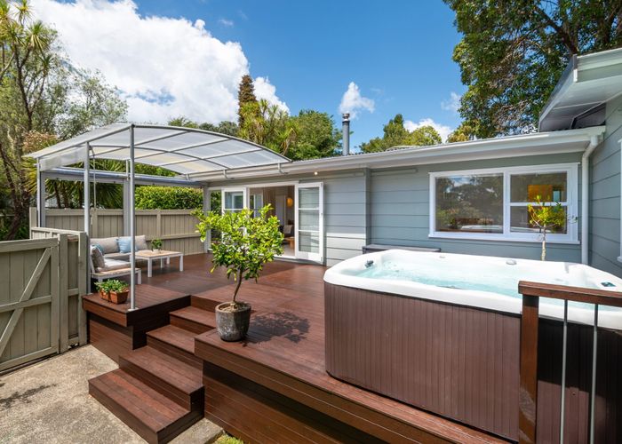  at 1/72 Roseberry Avenue, Birkenhead, North Shore City, Auckland